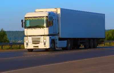 Antalya ile Karşıyaka Arası Öğrenci Eşyası Taşıma